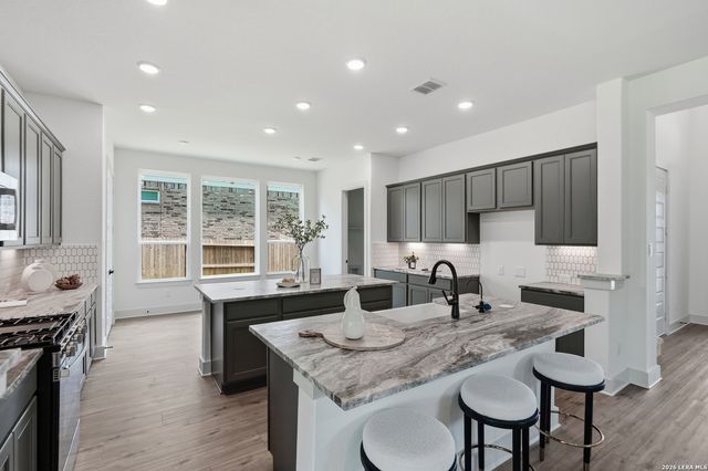 422 Glenwood Ranch, Cibolo, TX 78108