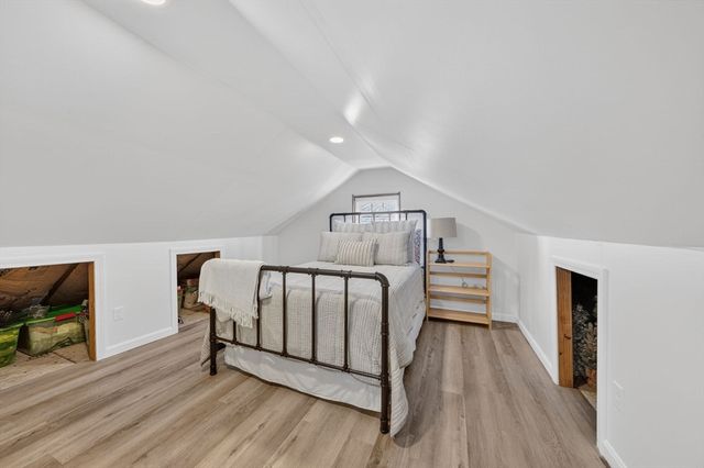 742 New Boston Rd, Fall River, MA 02720