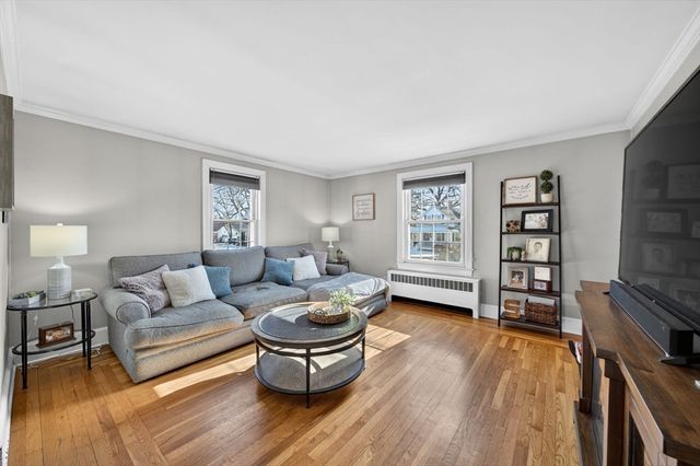 742 New Boston Rd, Fall River, MA 02720