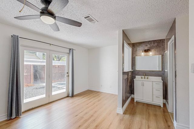 13838 Methuen Green Street, Dallas, TX 75240