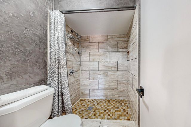 13838 Methuen Green Street, Dallas, TX 75240