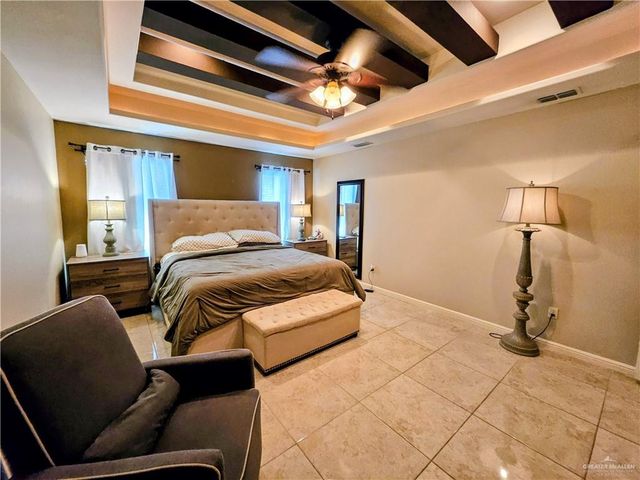 3821 Thunderbird Avenue, Mcallen, TX 78504