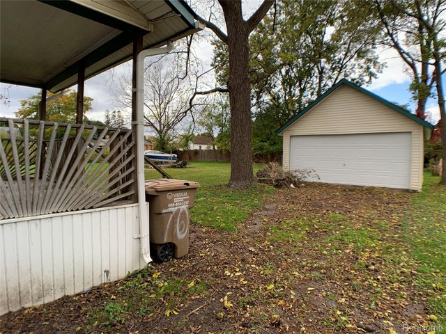 70 S Jessie Street, Pontiac, MI 48342