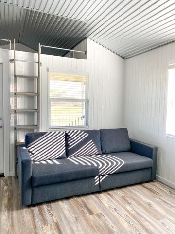 11074 W 64 (Home+MiniHomes) Highway, Overton, TX 75684