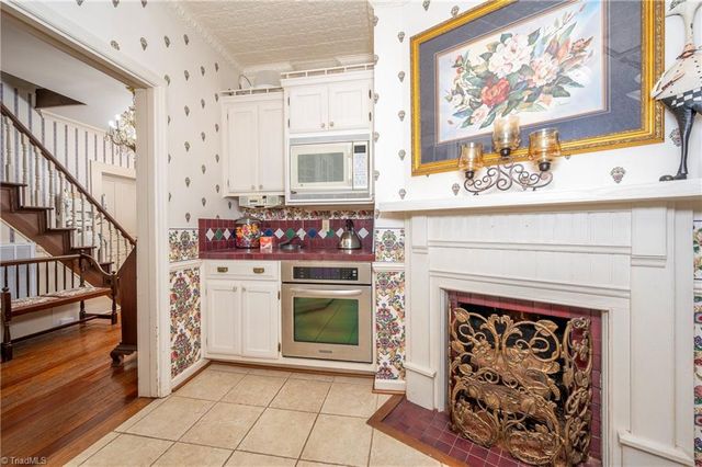 301 Virginia Drive, Yadkinville, NC 27055