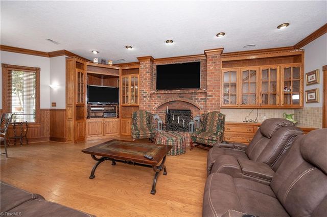 301 Virginia Drive, Yadkinville, NC 27055