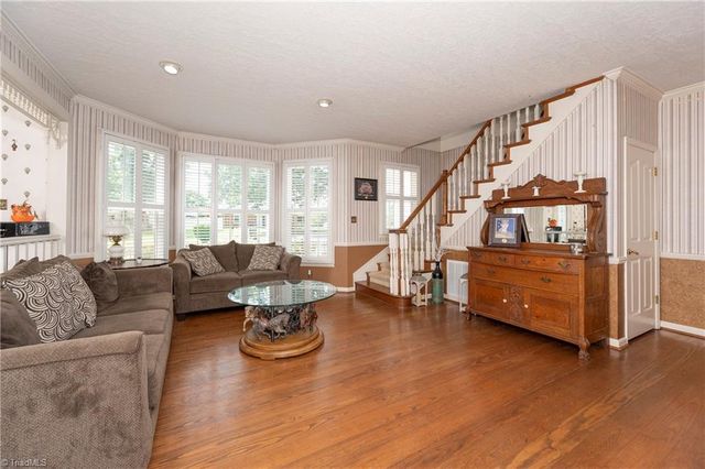 301 Virginia Drive, Yadkinville, NC 27055