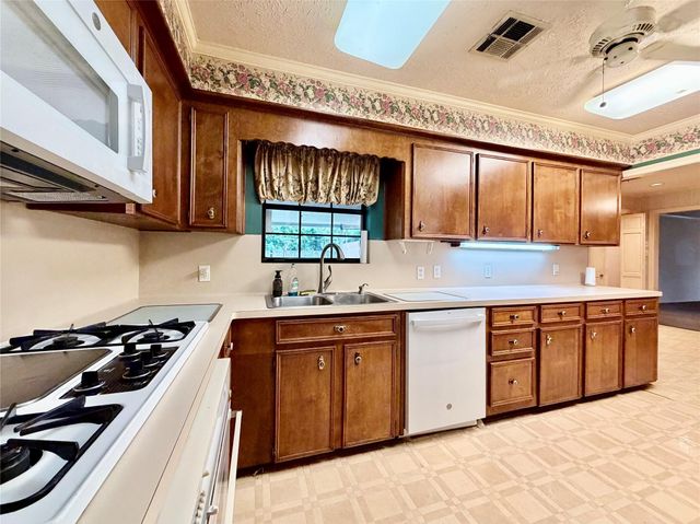 2735 Webster Street, Liberty, TX 77575