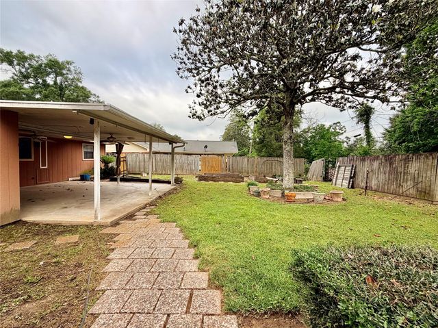 2735 Webster Street, Liberty, TX 77575