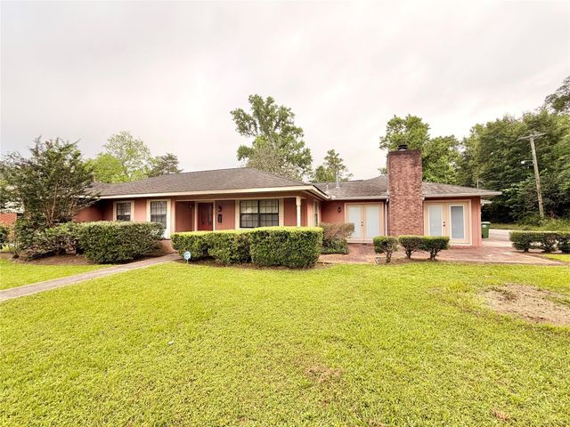 2735 Webster Street, Liberty, TX 77575