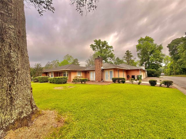 2735 Webster Street, Liberty, TX 77575