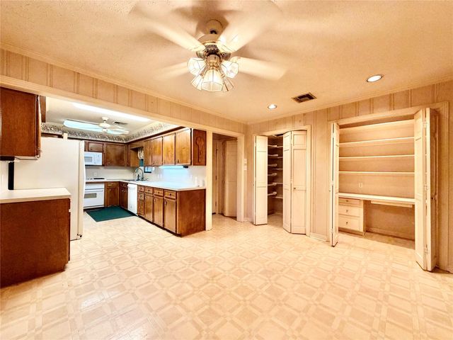 2735 Webster Street, Liberty, TX 77575