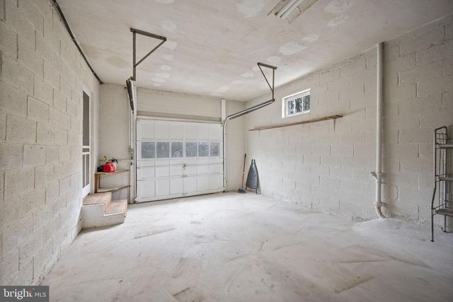 38 THORNHILL RD, Lutherville Timonium, MD 21093