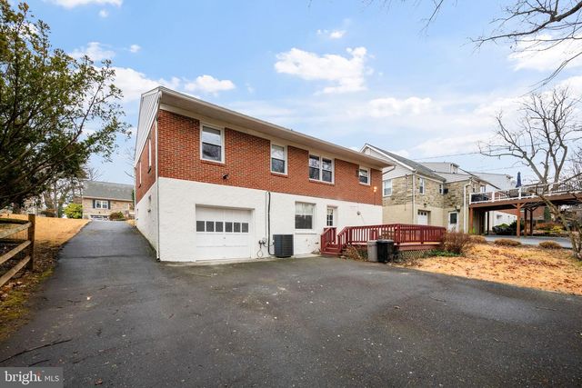 38 THORNHILL RD, Lutherville Timonium, MD 21093