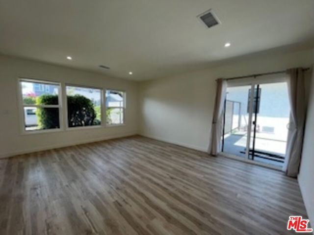 9946 Farragut Drive, Culver City, CA 90232