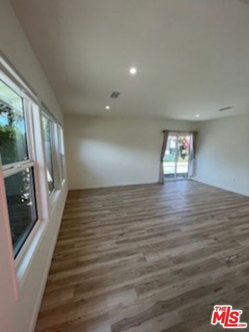 9946 Farragut Drive, Culver City, CA 90232