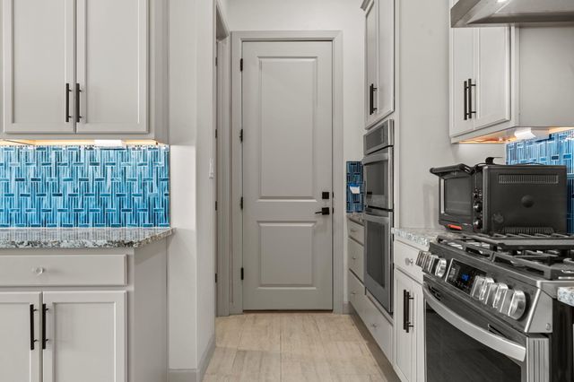 103 Fernleaf Court NW, Albuquerque, NM 87107