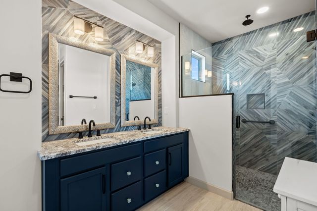 103 Fernleaf Court NW, Albuquerque, NM 87107