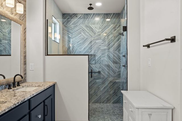 103 Fernleaf Court NW, Albuquerque, NM 87107