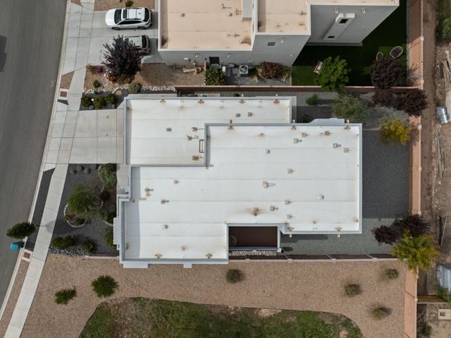 103 Fernleaf Court NW, Albuquerque, NM 87107