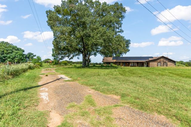 6404 Black Gum Road, Gilmer, TX 75644