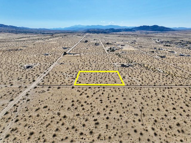 407 California Avenue, Joshua Tree, CA 92252