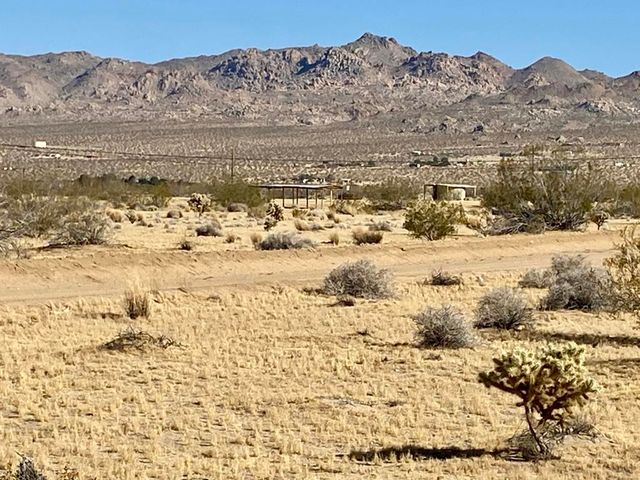 407 California Avenue, Joshua Tree, CA 92252