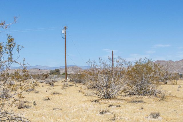 407 California Avenue, Joshua Tree, CA 92252