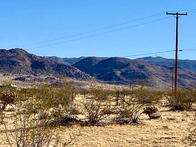407 California Avenue, Joshua Tree, CA 92252