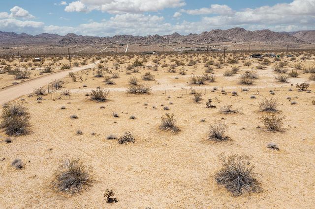 407 California Avenue, Joshua Tree, CA 92252