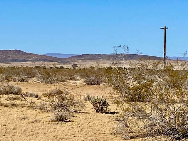 407 California Avenue, Joshua Tree, CA 92252