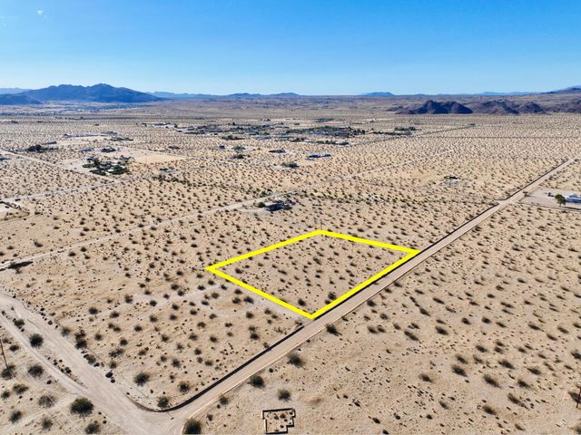 407 California Avenue, Joshua Tree, CA 92252