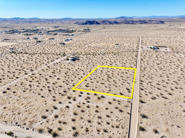 407 California Avenue, Joshua Tree, CA 92252