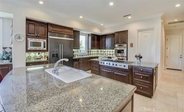 19 Rosana Way, Coto De Caza, CA 92679