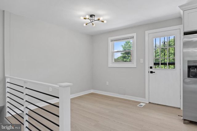 852 BURNS ST SE, Washington, DC 20019