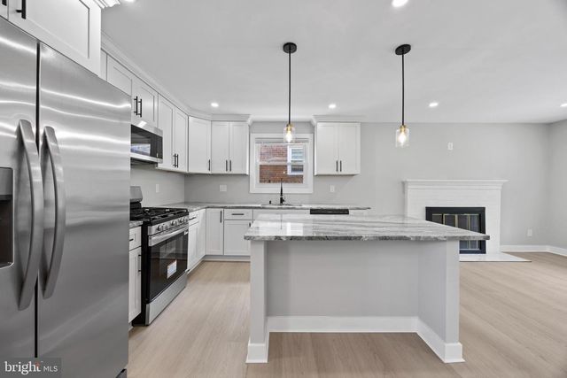 852 BURNS ST SE, Washington, DC 20019