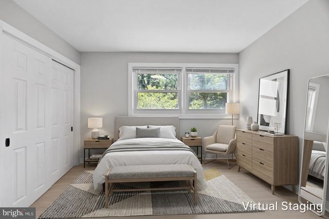 852 BURNS ST SE, Washington, DC 20019