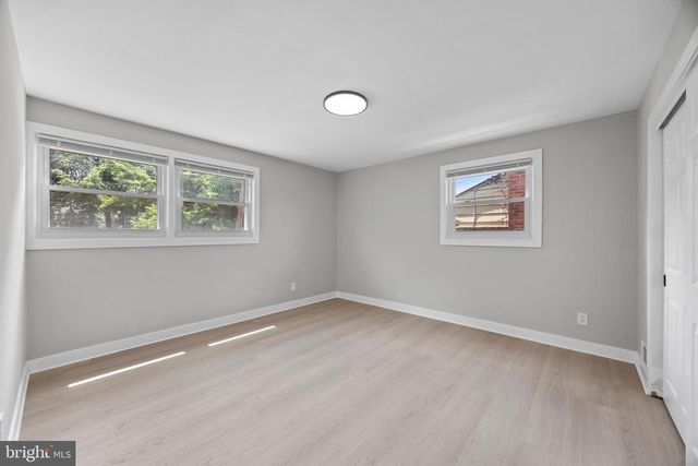 852 BURNS ST SE, Washington, DC 20019