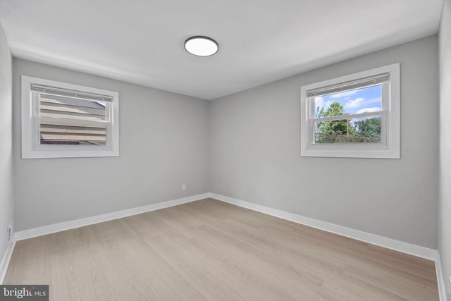 852 BURNS ST SE, Washington, DC 20019
