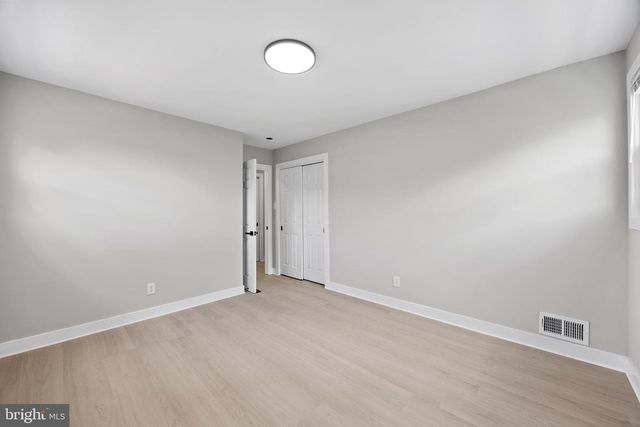 852 BURNS ST SE, Washington, DC 20019