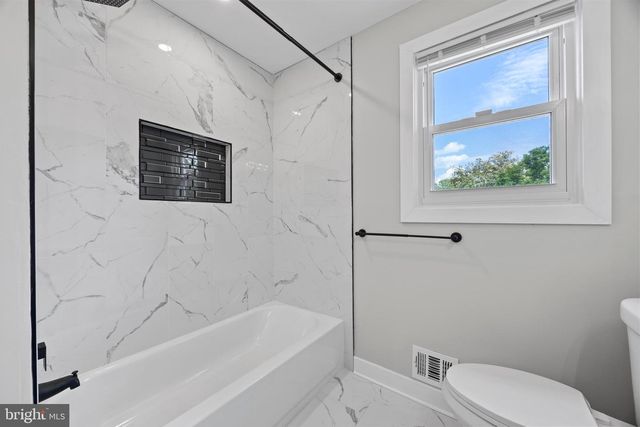 852 BURNS ST SE, Washington, DC 20019