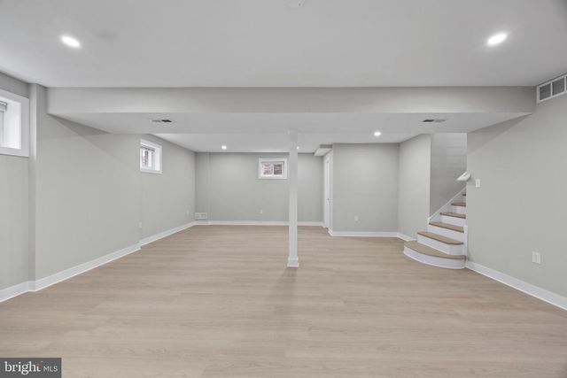 852 BURNS ST SE, Washington, DC 20019