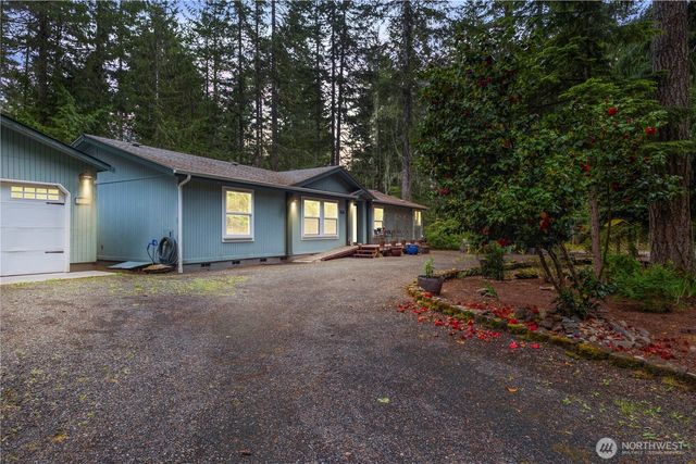 200 N Hamma Hamma Drive W, Hoodsport, WA 98548