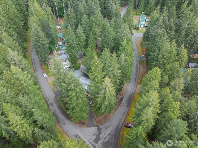 200 N Hamma Hamma Drive W, Hoodsport, WA 98548