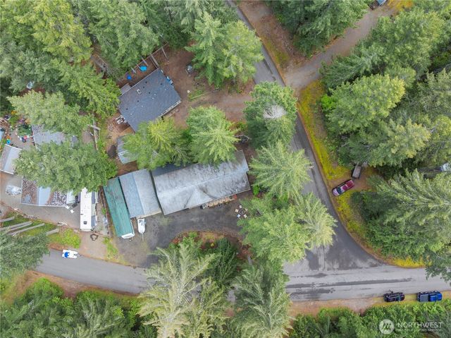 200 N Hamma Hamma Drive W, Hoodsport, WA 98548