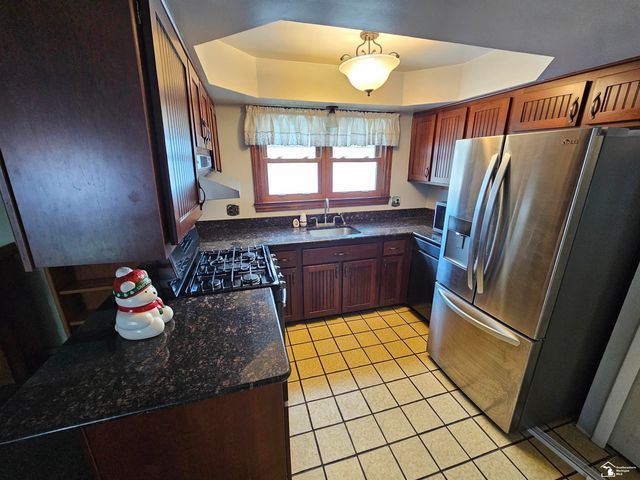 22534 provincial Street, Woodhaven, MI 48183