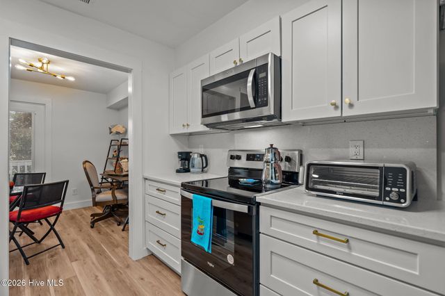 805 March Court B, Wilmington, NC 28405