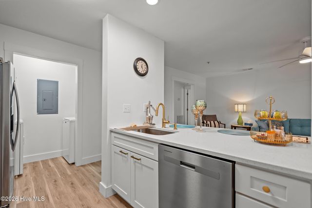 805 March Court B, Wilmington, NC 28405