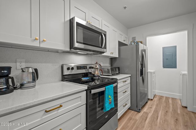 805 March Court B, Wilmington, NC 28405
