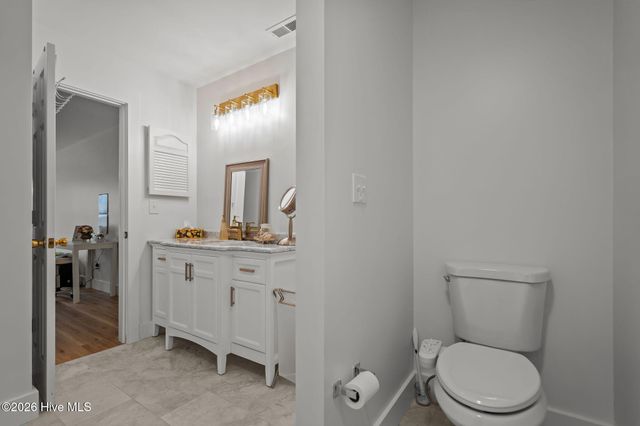 805 March Court B, Wilmington, NC 28405